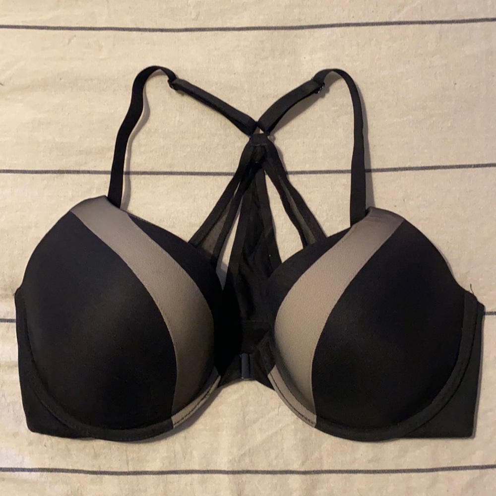 Victoria’s Secret Body by Victoria Bra